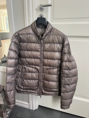 Moncler - Moncler jacka Dunjacka Modell: Acorus Storlek 3