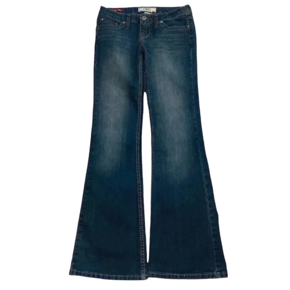 Pantalon Bootcut Délavé Kaporal Bombay – Taille Basse W24, Avec Strass
