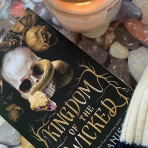 Kingdom of the wicked - Kingdom of the wicked av Kerri Maniscalco✨🖤 (engelska) 