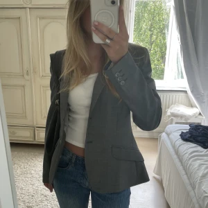 Kavaj - Supersnygg grå kavaj🌸🌸🌸