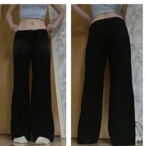 Lågmidjade jeans - Lågmidjade baggy jeans. Köpt på shein för ca 300kr. Midjemått: 80 cm || innerbenslängd: 83,5 cm