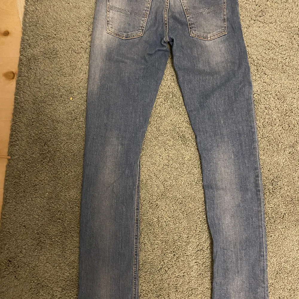 Eftertraktade Nudie jeans. Storlek W28 L32  Skick 9/10.. Jeans & Byxor.