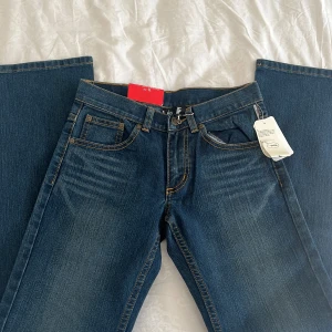 Jeans  - Lab industries jeans aldrig använda lapp kvar. 