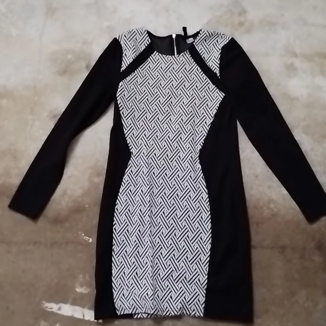 Hm Klänning, Slim Fit, Svart vitt