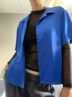 Jjxx skjorta - Använd bara en gång jjxx skjorta, perfekt till sommaren 🌊 Nypris: 419 kr