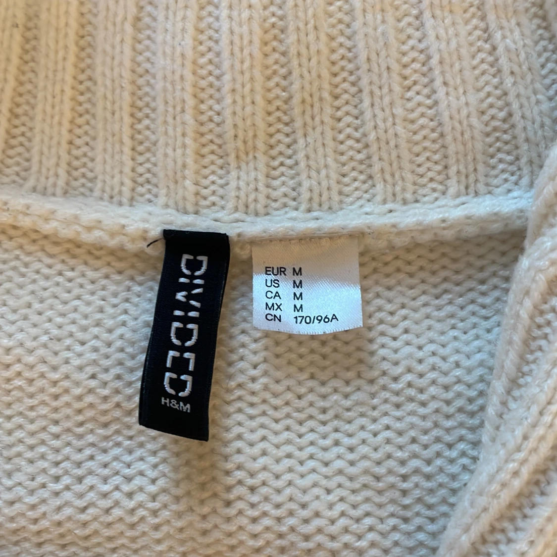 Stickad dragkedja tröja - 91