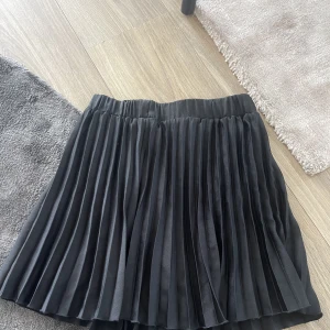 Zara kjol - Jättefin kjol från zara i storlek S💗