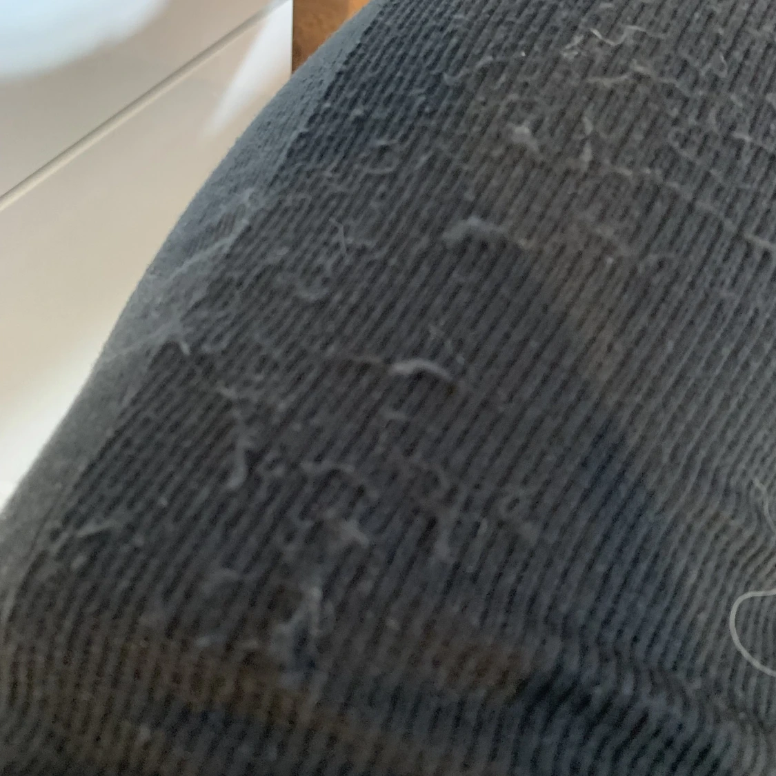 Stickad klänning med knappar - 91