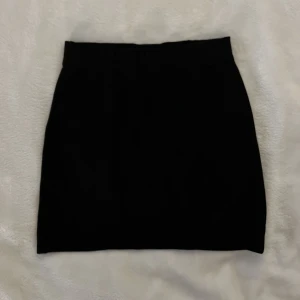 Kjol - 🔥Svart kjol från JC strl xs