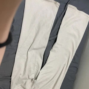 Byxor  - Jeans  byxor 