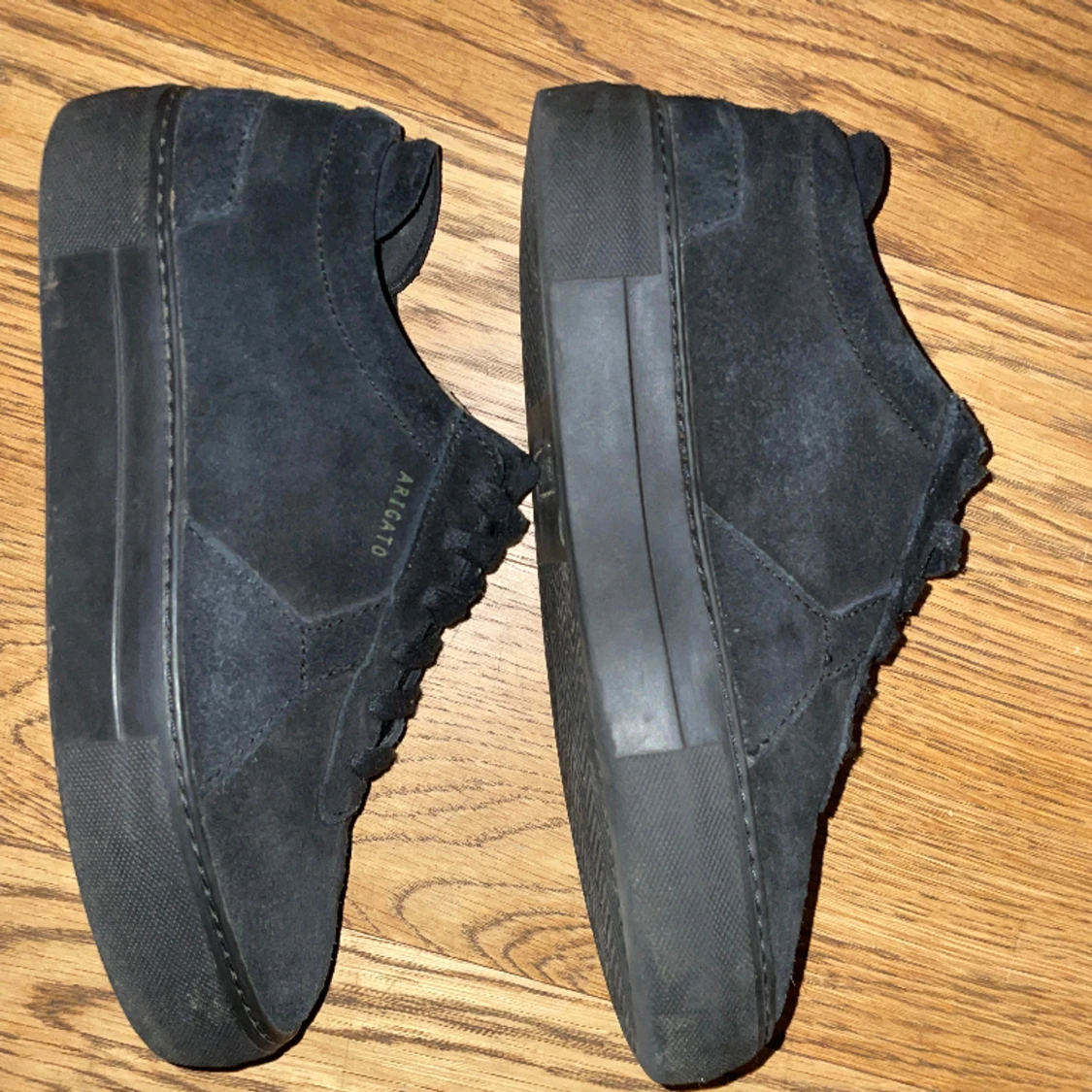 Svarta Axel Arigato - 91