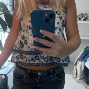 Topp - Skit söt topp, perfekt till sommaren. Tyvärr aldrig använd🥰👌