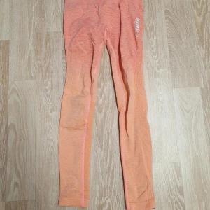 Gymshark ombré - Ombrétights från Gymshark i stl xs. Fint  skick.