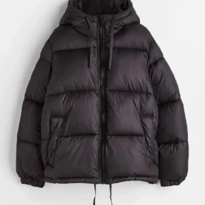 Varm vinterjacka!!! - Använd endast fåtal gånger 💞 storlek S, pris kan diskuteras