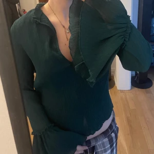 Väldigt fin blus - Kommer ej till användning