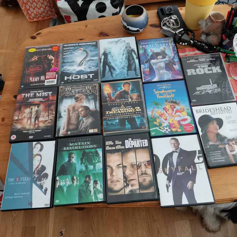 14 st dvd filmer blandat 20 kr st. Övrigt.