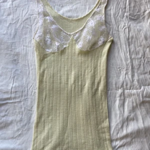 Linne - Från Beyond retro 