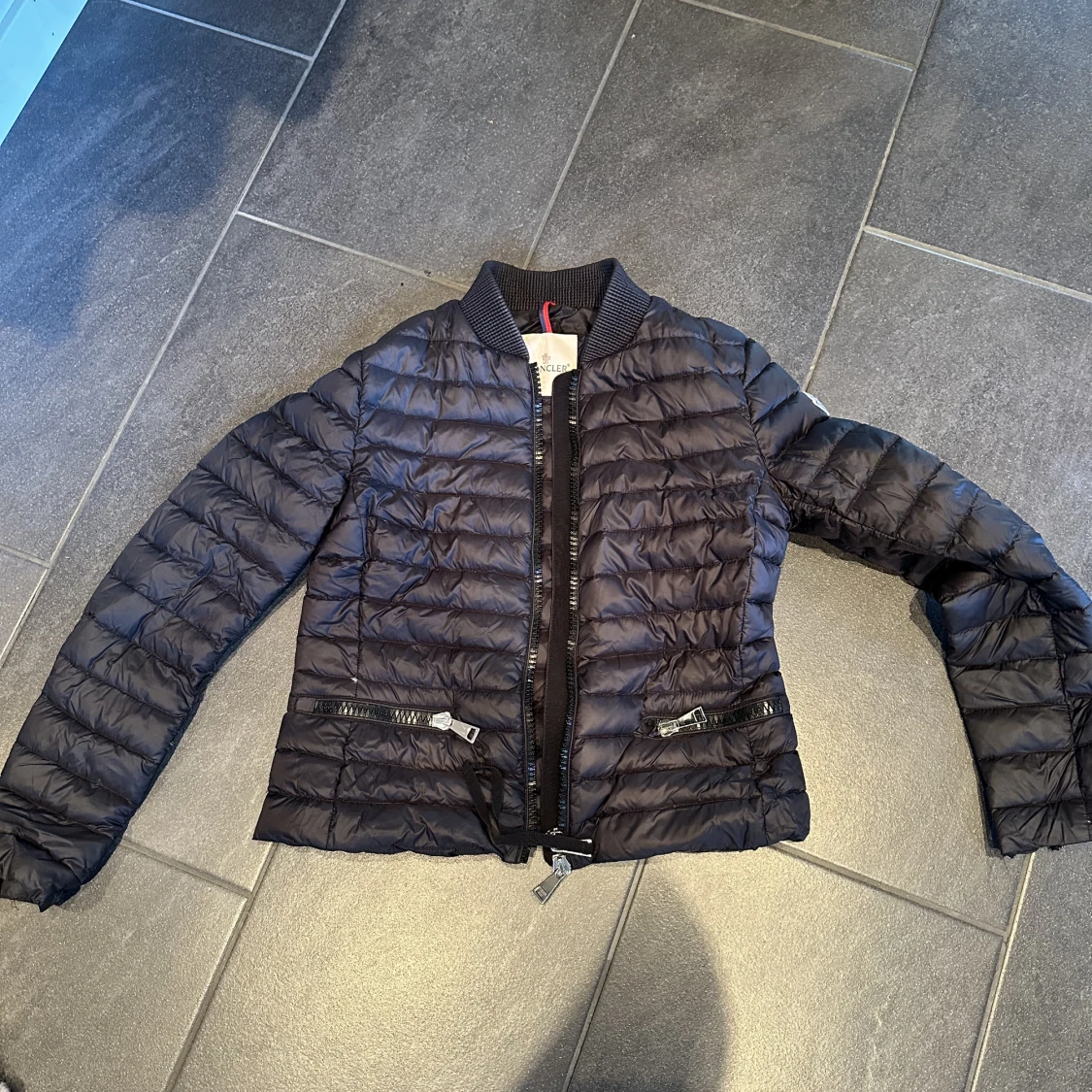 Moncler jacka - 90