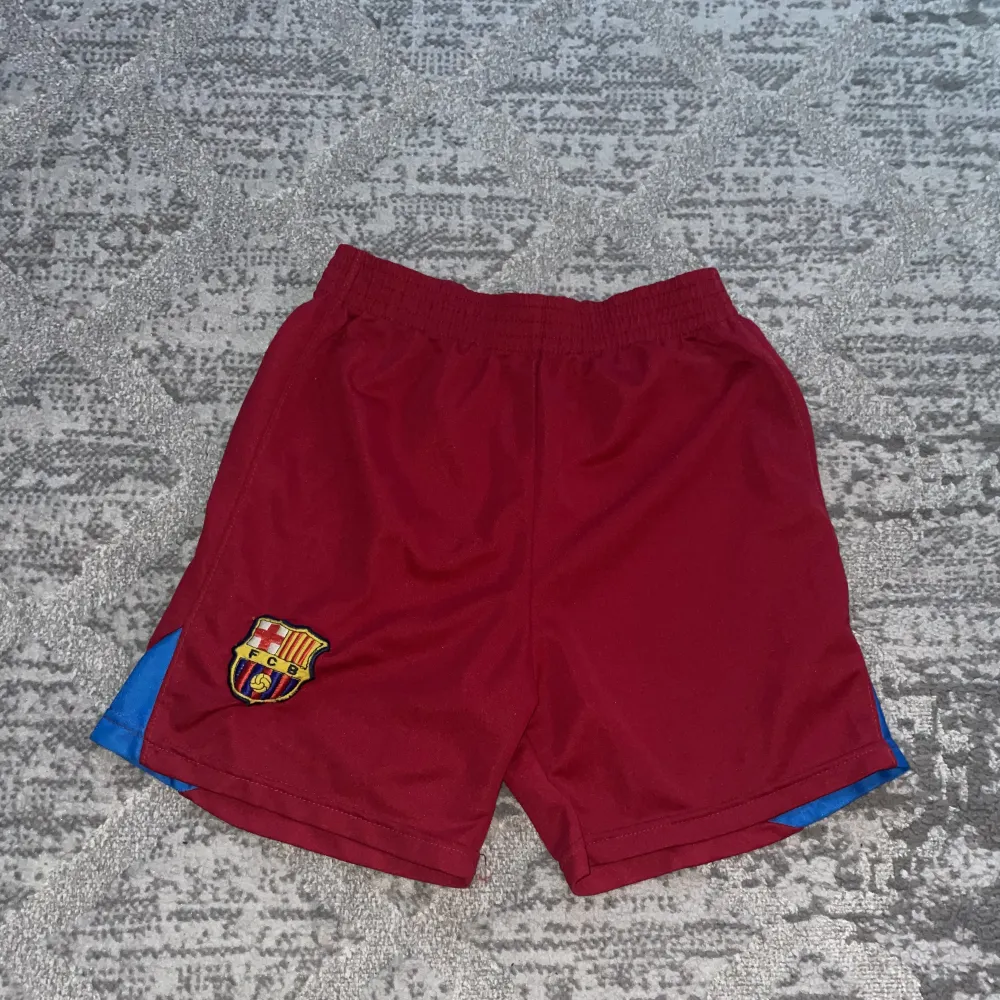 Små Barcelona fc shorts. Shorts.