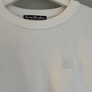 Acne tröja - Tröja från acne, vit. 
