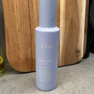 Salt vatten spray för håret från Caia. Väldigt ny, använt fåtal gånger❤️