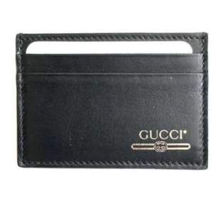 Gucci Signature Black Leather Gold Logo Card Case  -Färg: Svart -Storlek: Onesize -Skick: Ny -Pris: 999kr 