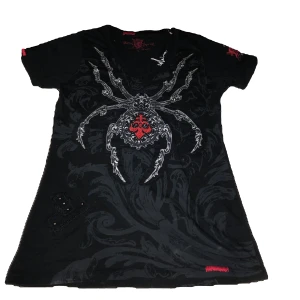 Affliction stil T-shirt - Mycket bra skick, passar bäst på storlek M Kontakta innan köp!