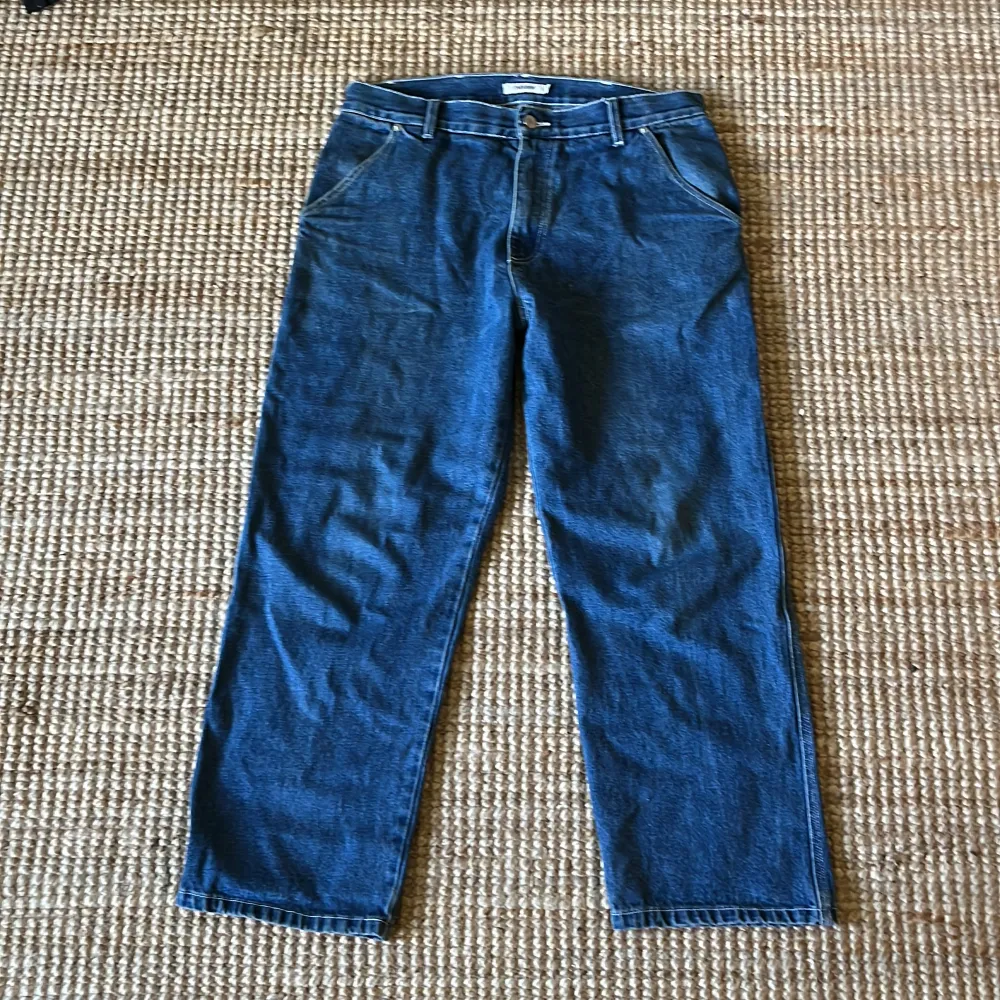 Fina fina jeans från tresbien, loosefit men ändå stilade . Jeans & Byxor.