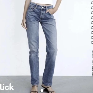 Zara jeans - Slutsålda mid Waist jeans, från Zara❣️säljer pga att de inte kommer till användning. Skriv om ni har frågor💘