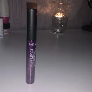 Mascara från isadora. Kostade 169kr men säljer för 109kr men pris kan diskuteras 