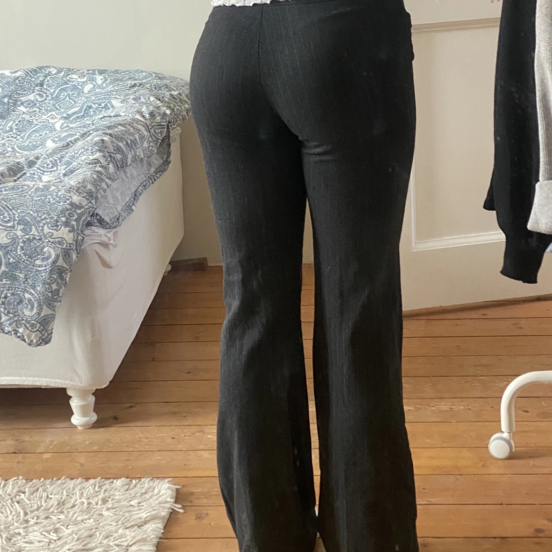 Lågmidjade randiga kostymbyxor  - 90