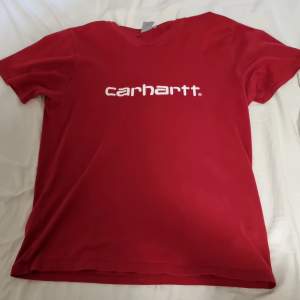 Carhartt t-shirt i nyskick strl L
