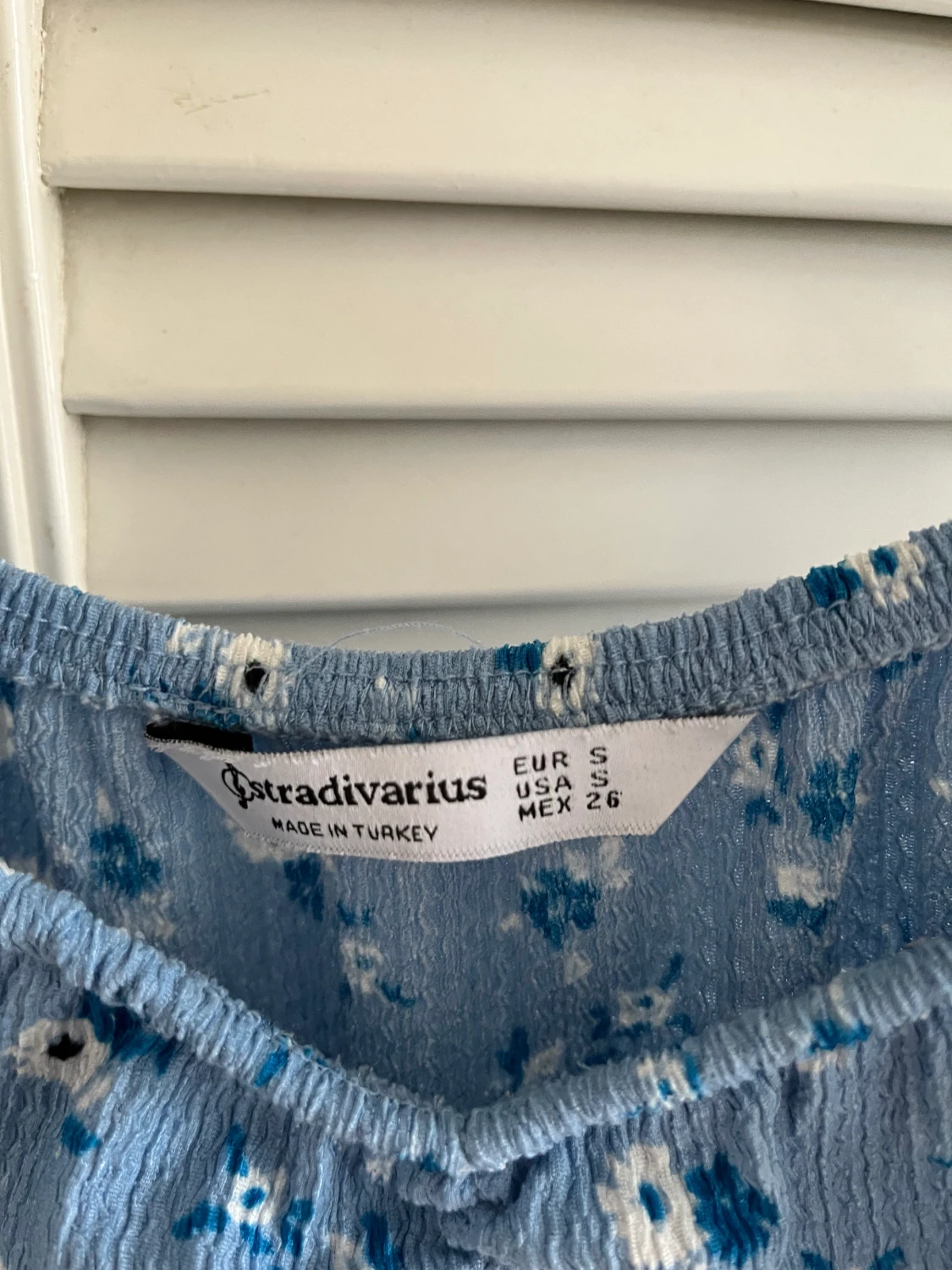 Stradivarius blå blommig klänning - 90