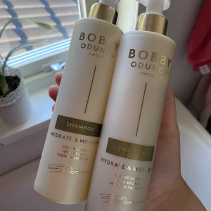 Bobby Odunco - Säljer Bobby Odunco schampo och balsam (250ml) i serisen ”Hydreate & Moisture”  Sista bilden visar hur mycket det är kvar Säljer dessa då jag inte längre använder dessa men de är nästan helt nya och kan komma till bättre användning hos någon annan😁