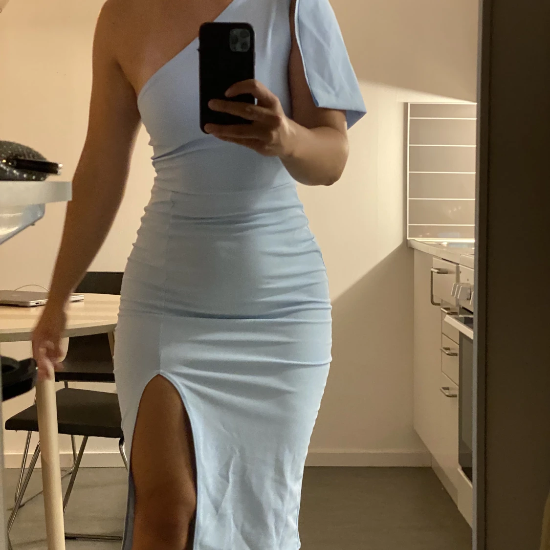 Ljusblå klänning - 90