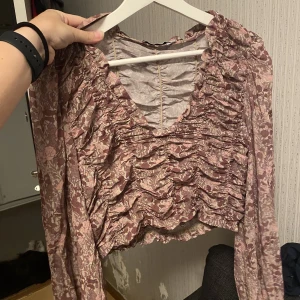 Fin blus - Super fin blus som inte kommit till användning hos mig, bra skick