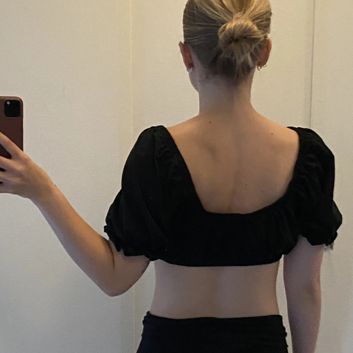 Topp med puffärmar  - 90