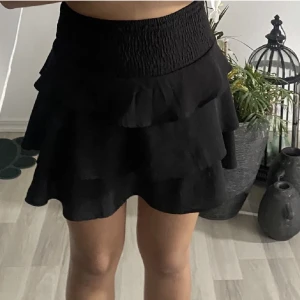 Kjol - LÅNAD BILD⚠️ Superfin kjol i nyskickn