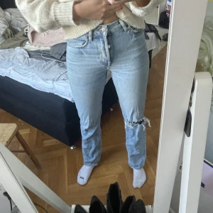 Snygga jeans - För små för mig, mid waist 