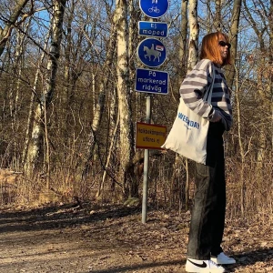 Psycho Cowboy Jeans - Midja: 81cm✨Innerben: 80cm✨Storleken är W30, passar ungefär storlek 36 eller 38❤️Jag på bilderna är 172cm lång och brukar ha storlek 38🫶