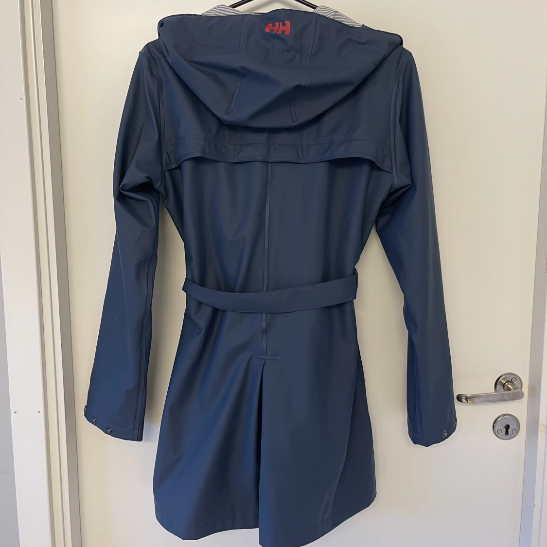 Helly Hansen regnjacka storlek S blå - 91