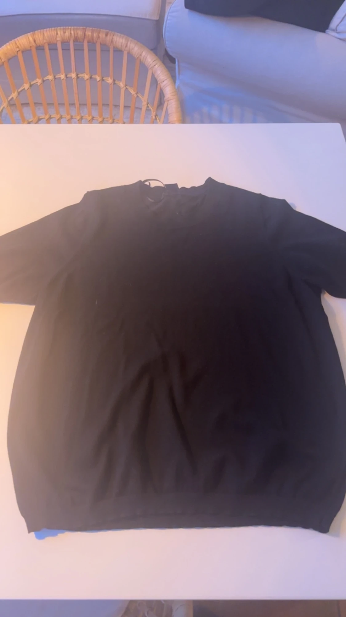 Svart stickad t-shirt 