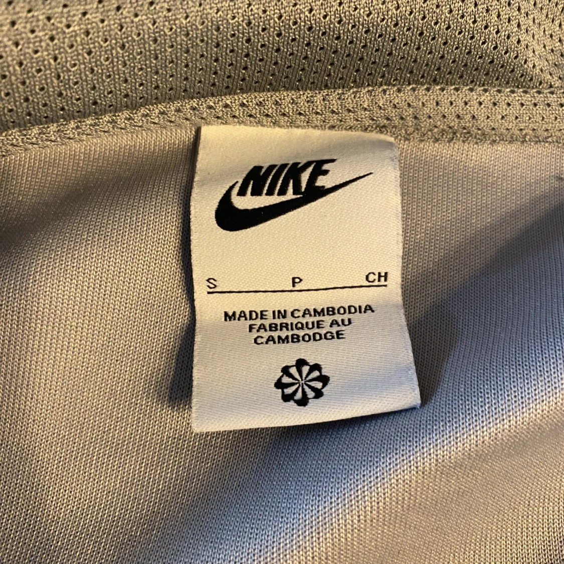 Nike sportswear Repeat - 90