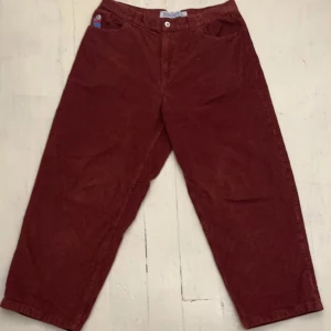 OG Big Boy chords! - Feta manchester big boy chords i riktigt bra condition. Säljer för att det inte riktigt är min stil längre. Fler bilder kan lösas vid intresse! Storlek L men mer som ett par M skulle jag säga.