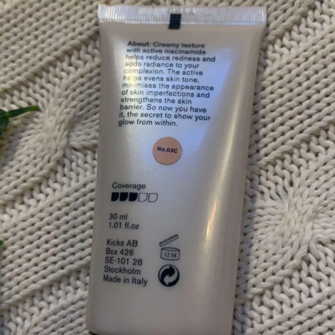 Säljer w7 shimmer glow bronzer och beautyact cc cream (färgen 03) - 91