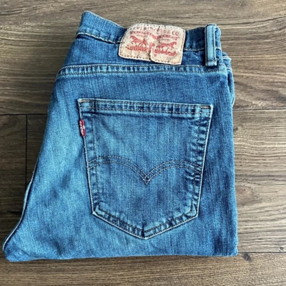 Levis jeans. Storlek 40/ L. Jeans & Byxor.