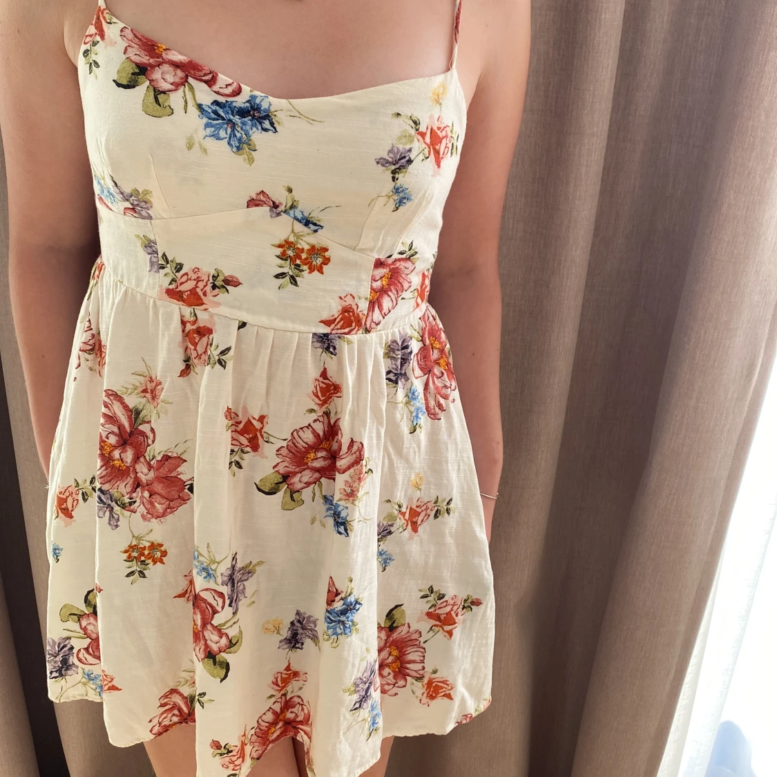 Blommig klänning  - 90