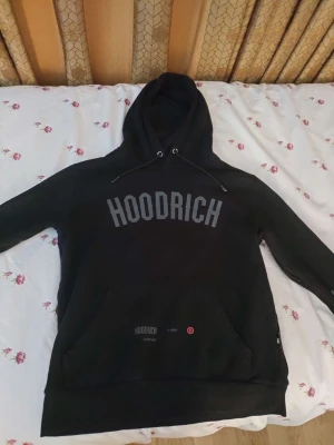 Hoodrich tycoon - ny skickt använd bara 3 gånger, den var liten på mig, tömmer min garderob, limited edition