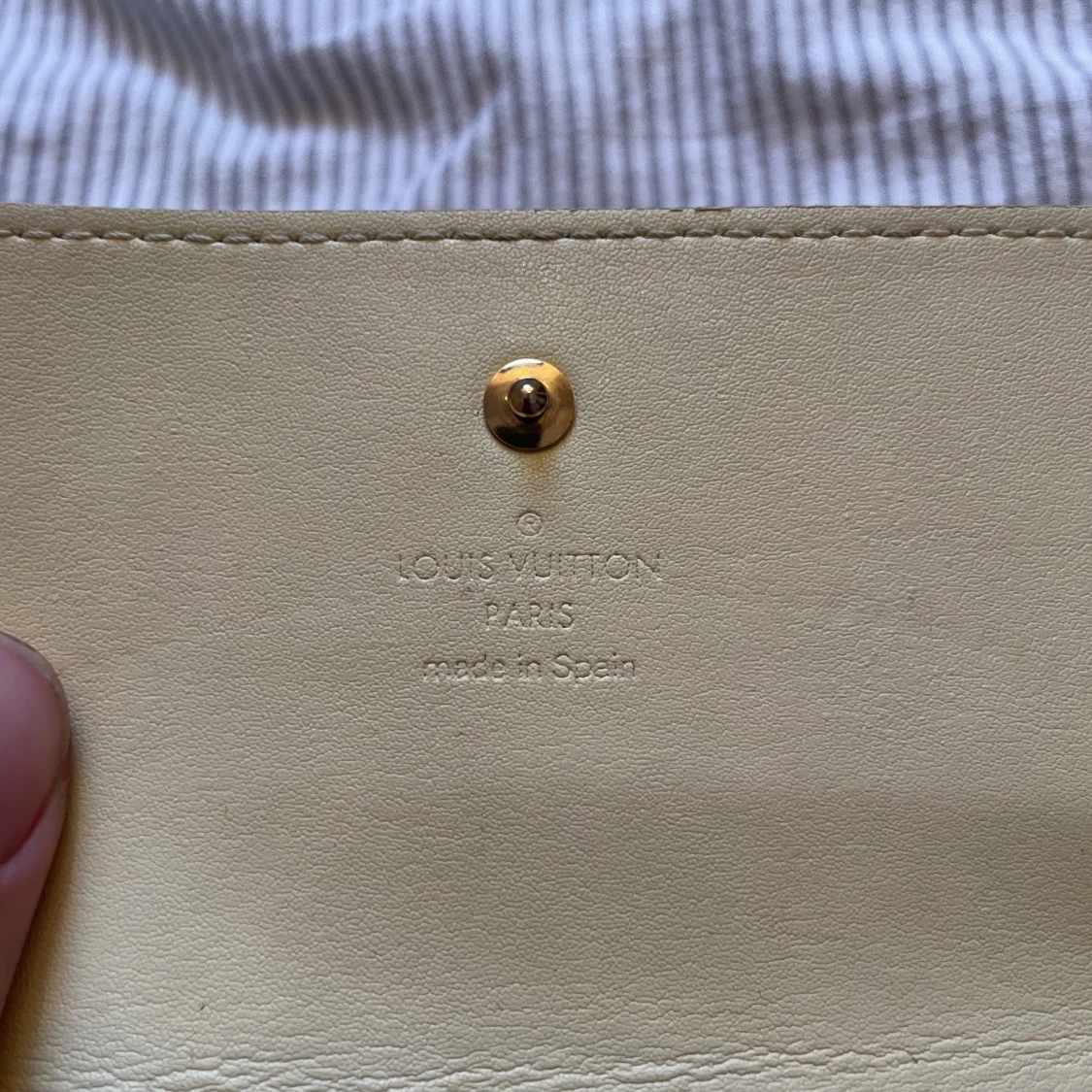 Louis Vuitton Pouch - 91