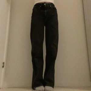 Svarta jeans - Lager 157 storlek Xs